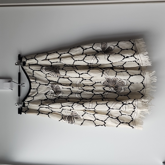 ZARA Vintage Embroidered Boho Midi Skirt - Picture 8 of 9